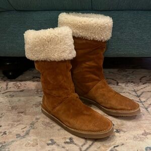 Stuart Weitzman boots Nata shearling suede boots ladies 6M great condition